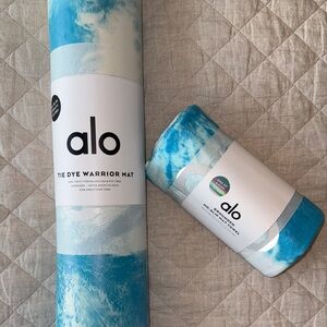 Alo Tie Dye Warrior Mat and Mat Towel Set
